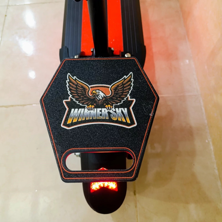 اسکوتر برقی تاشو وینر اسکای winner sky موتور 3000 وات مدل E10 pro2 قرمز red